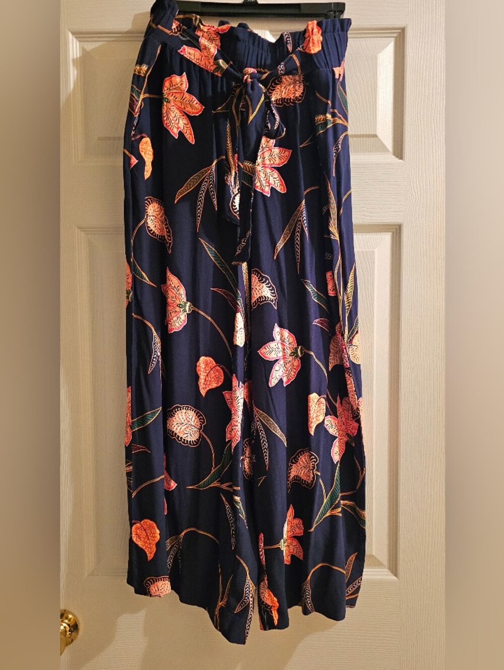 Loft Navy Floral Wide-Leg  Pants